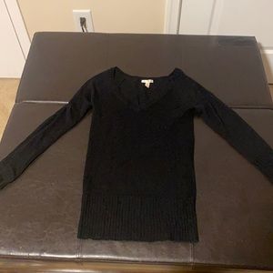 Black small sweater